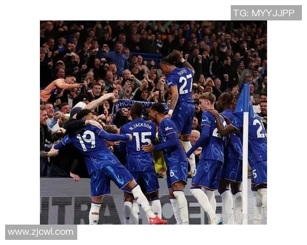 联赛杯半决赛上演“恩怨局”,伦敦德比火药味十足 联赛杯半决赛上演“恩怨局”,伦敦德比火药味十足